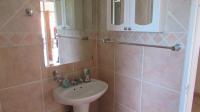 Bathroom 1 - 5 square meters of property in Boksburg