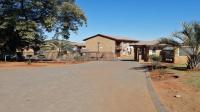 Front View of property in Meredale