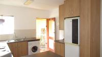 Kitchen - 9 square meters of property in Lakefield