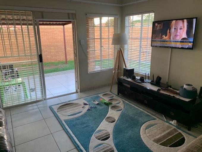 3 Bedroom Simplex for Sale For Sale in Equestria - MR424974