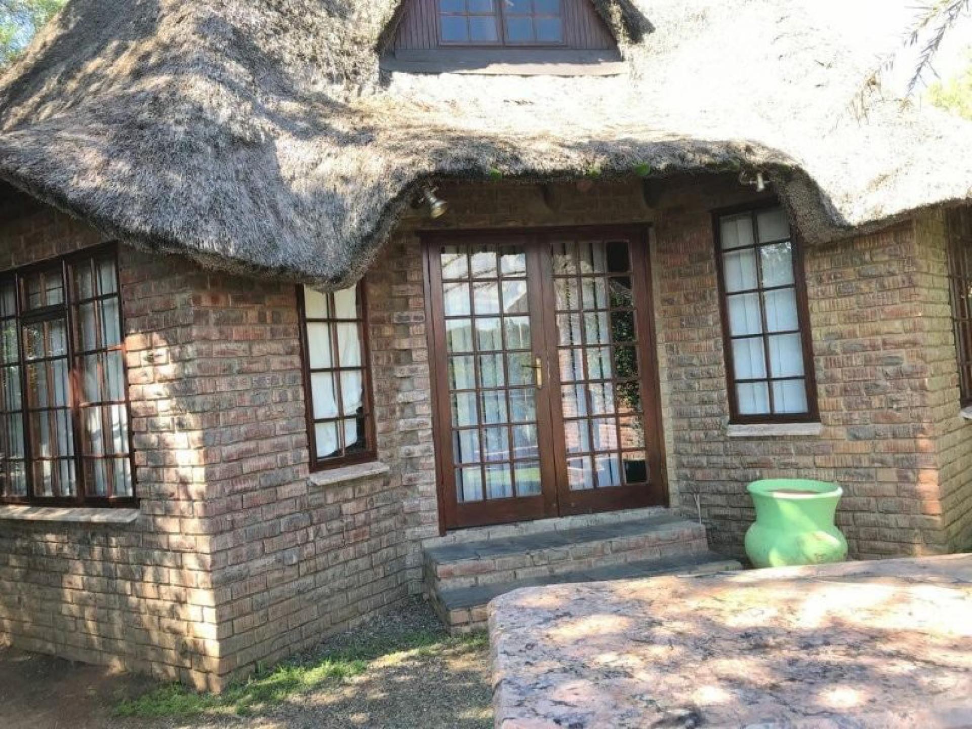 Front View of property in Bloemhof