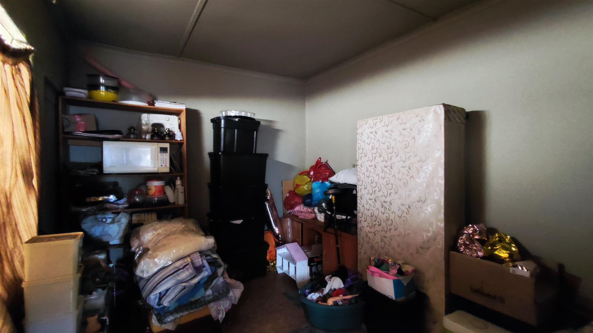 Flatlet - 32 square meters of property in Reiger Park