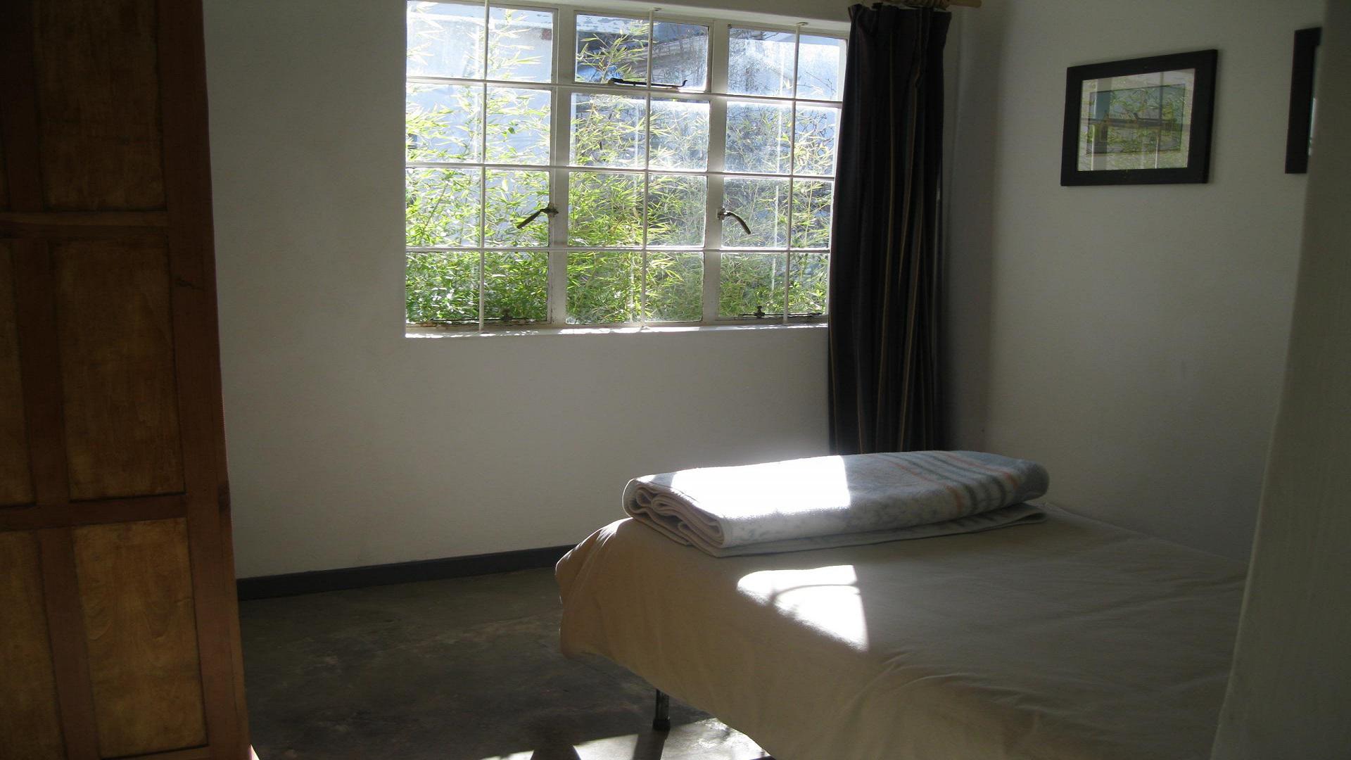 6 Bedroom Guest House for Sale For Sale in De Aar Private