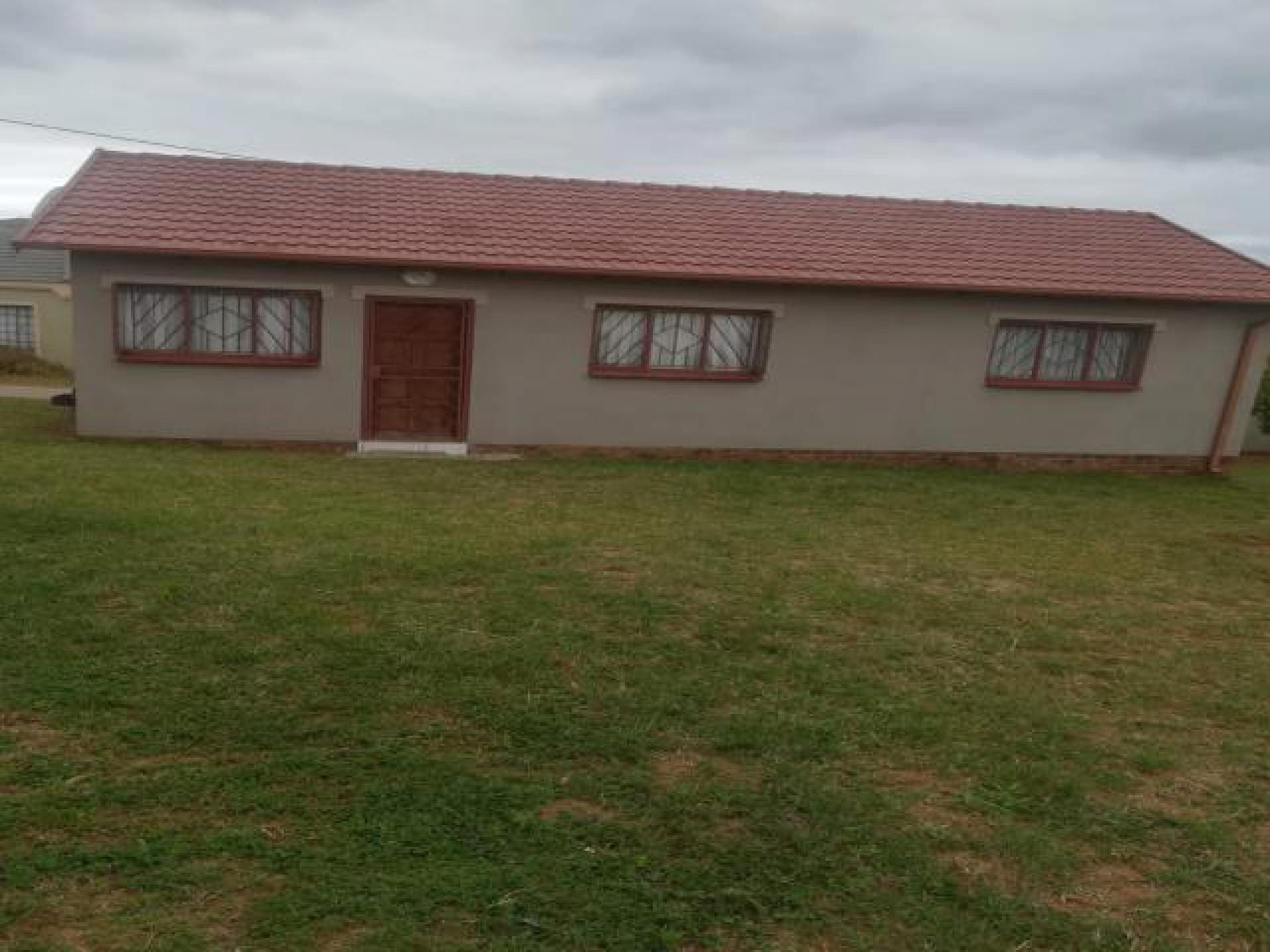 Front View of property in Karino