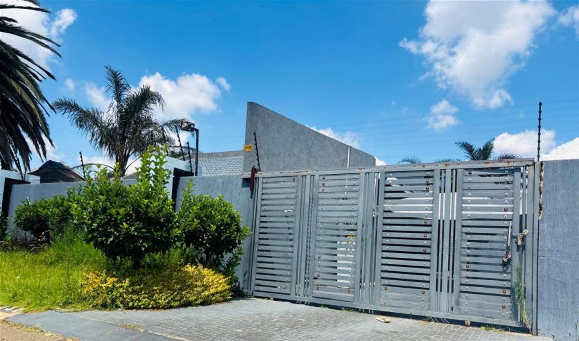 Front View of property in Lenasia South