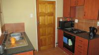 Kitchen - 8 square meters of property in Albertsdal