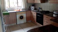 Kitchen - 16 square meters of property in Lester Park