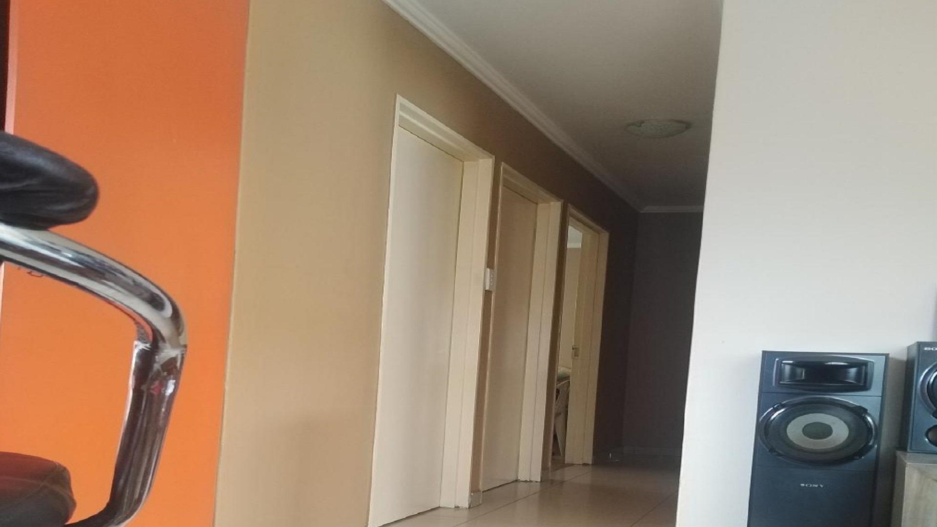 Spaces of property in Protea Glen