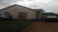 3 Bedroom 1 Bathroom House for Sale for sale in Protea Glen