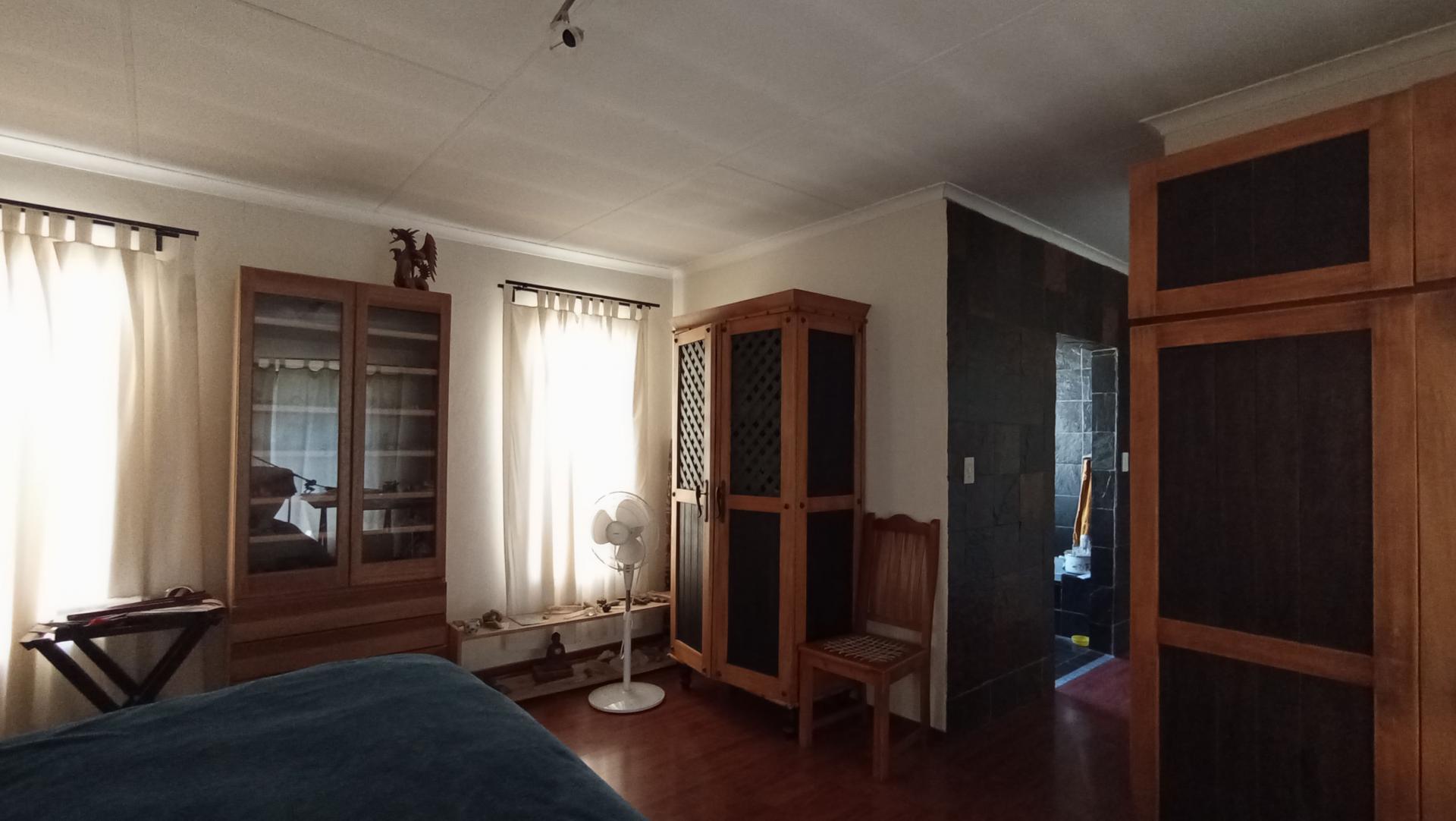 Main Bedroom - 41 square meters of property in Witkoppen
