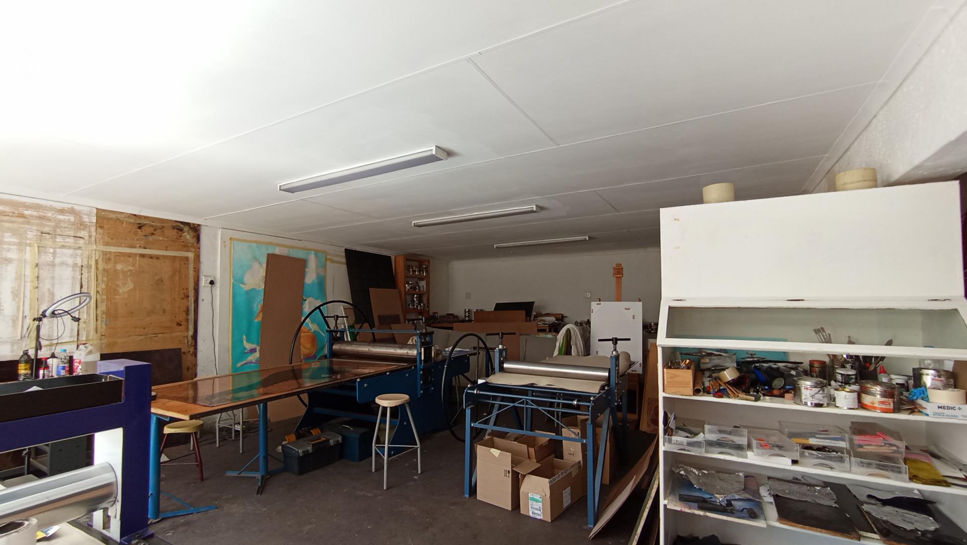 Spaces - 185 square meters of property in Witkoppen