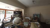 Lounges - 58 square meters of property in Witkoppen