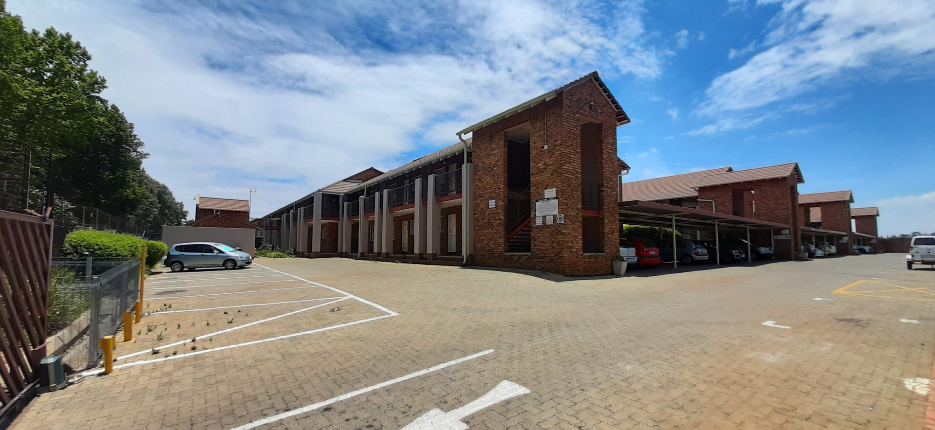 2 Bedroom Apartment for Sale For Sale in Ravenswood MR4286