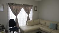 Lounges - 13 square meters of property in Crystal Park