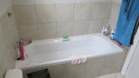 Bathroom 1 - 6 square meters of property in Crystal Park