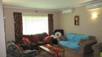 Lounges - 40 square meters of property in Vaalpark