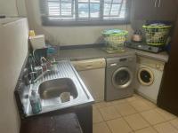 Kitchen - 8 square meters of property in Clifton Park