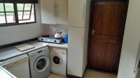 Scullery - 7 square meters of property in Clifton Park