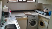 Scullery - 7 square meters of property in Clifton Park