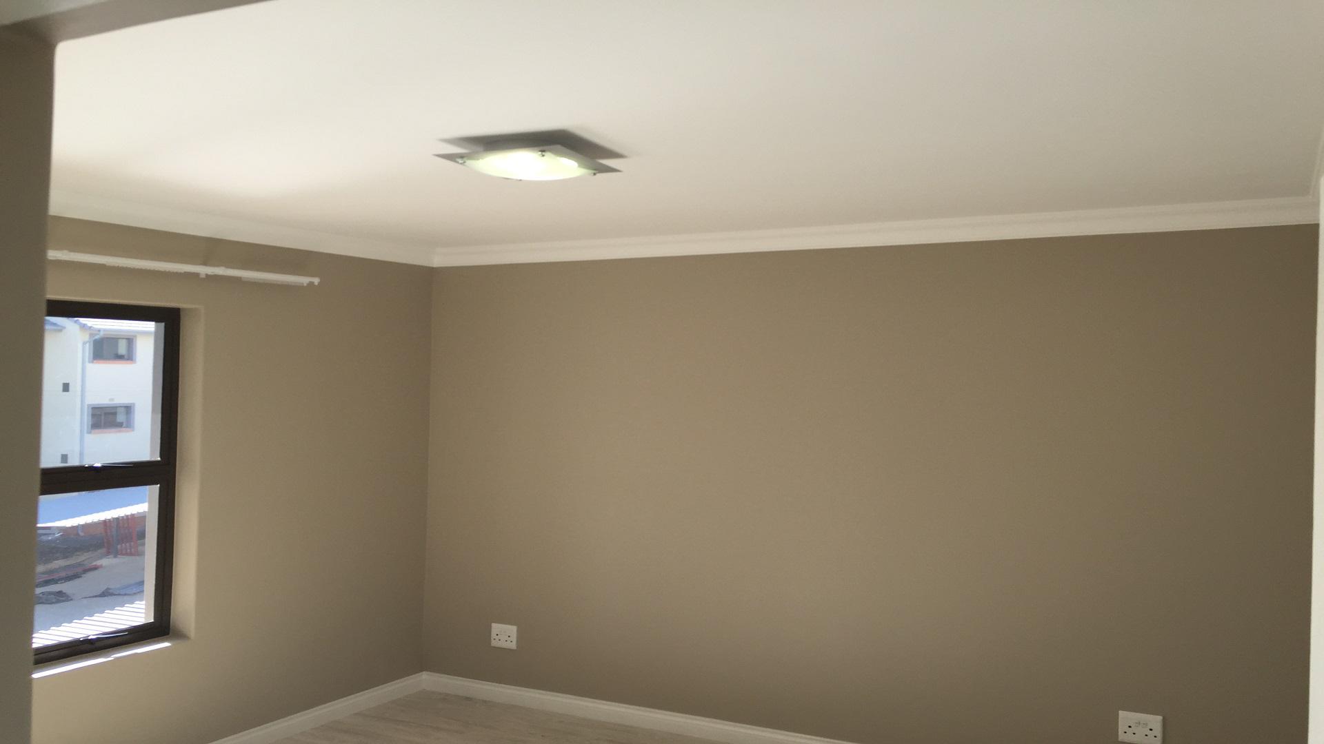 Bed Room 2 - 18 square meters of property in Kyalami Hills