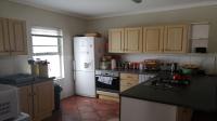 Kitchen - 14 square meters of property in Gordons Bay
