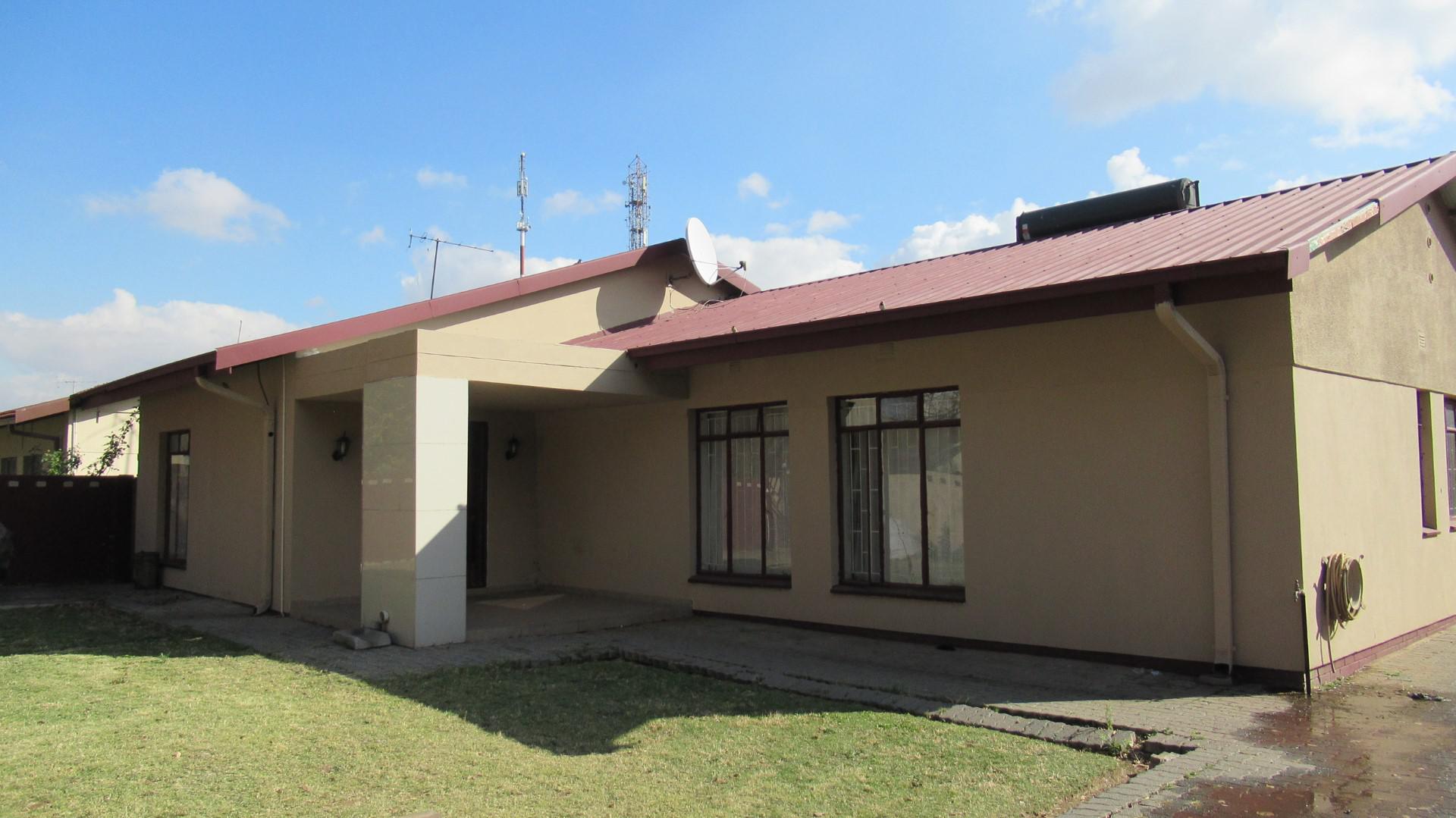 Front View of property in Sasolburg