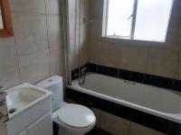 Bathroom 1 of property in Northgate (JHB)