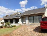 Front View of property in Mondeor