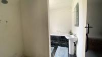 Main Bathroom - 9 square meters of property in The Balmoral Estates