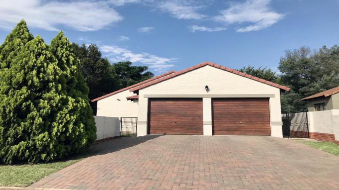 House for Sale For Sale in Bloubosrand - Private Sale - MR429943
