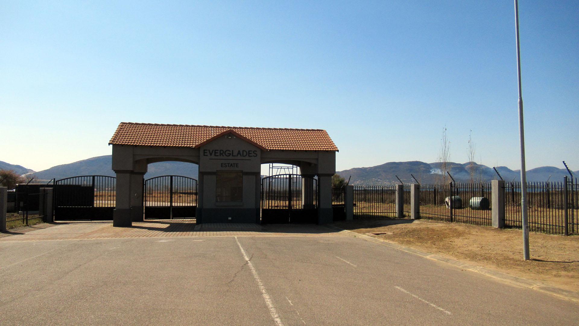 Front View of property in Hartbeespoort