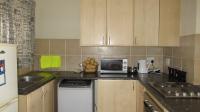 Kitchen - 6 square meters of property in Erand Gardens