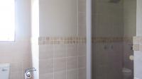 Main Bathroom - 5 square meters of property in Carlswald