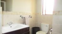 Main Bathroom - 5 square meters of property in Carlswald