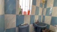 Bathroom 3+ - 5 square meters of property in Ennerdale