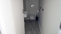 Guest Toilet - 4 square meters of property in Umhlanga Rocks