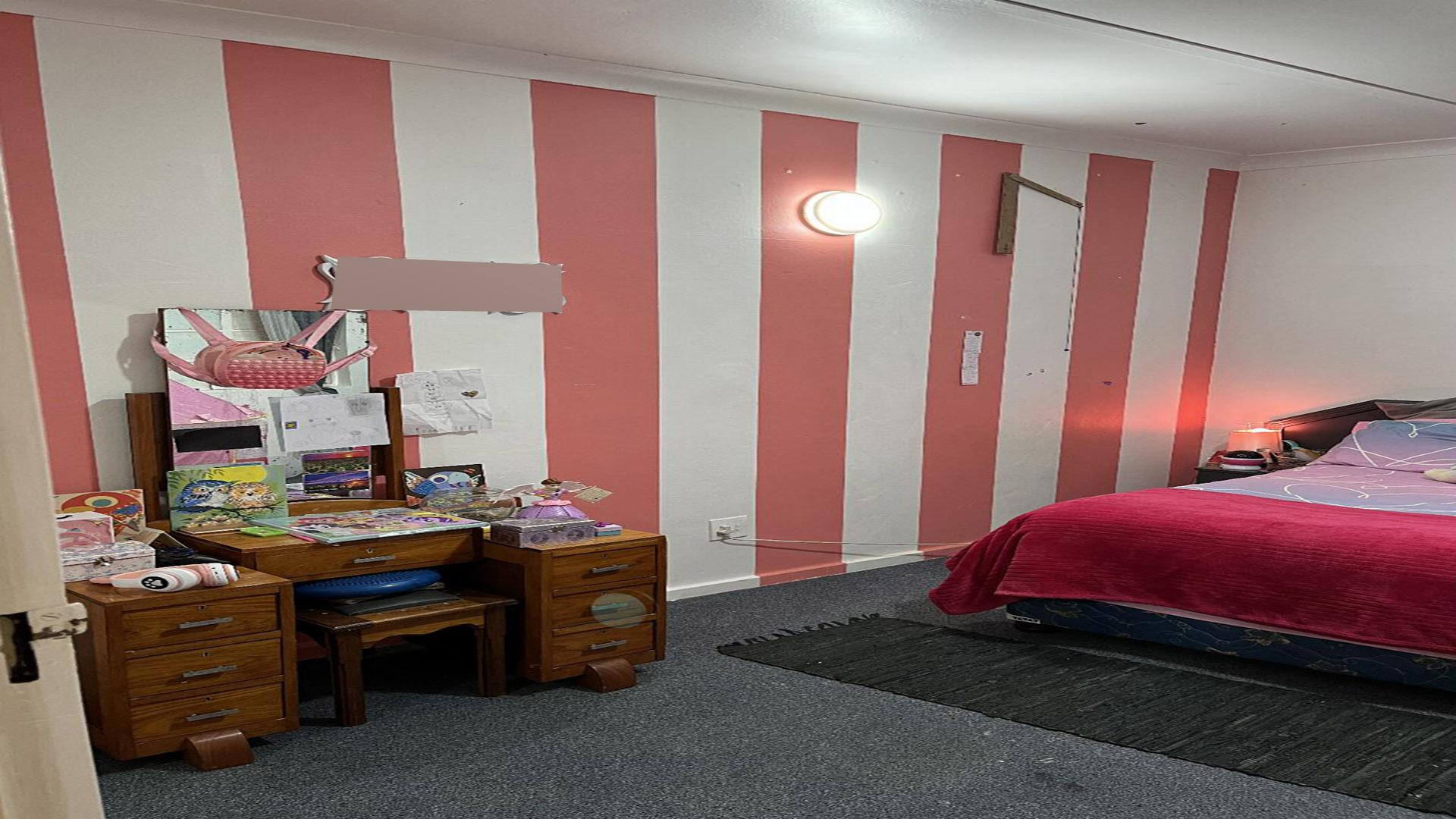 Bed Room 2 of property in Frankfort