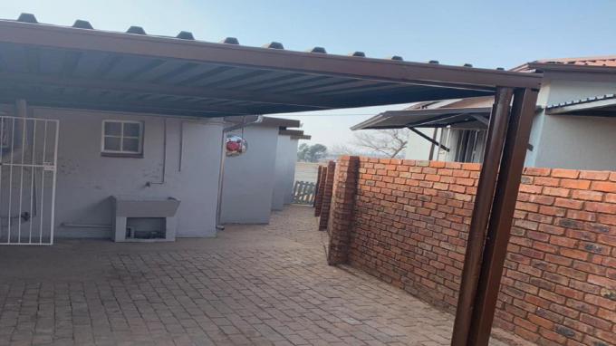3 Bedroom House to Rent in Pretoria West - Property to rent - MR433801
