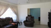 Lounges - 35 square meters of property in Norkem park