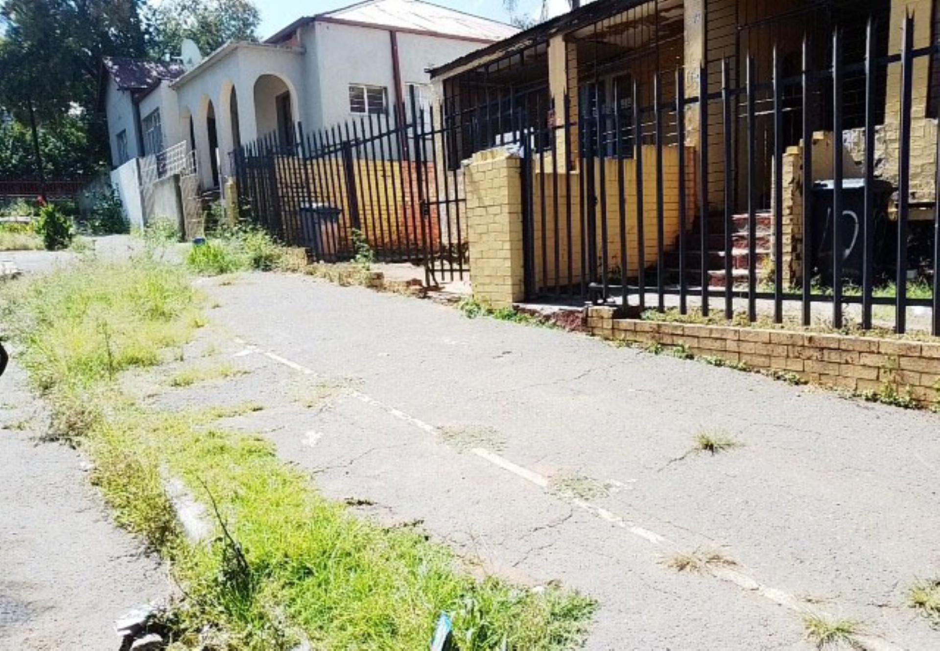 Front View of property in Johannesburg Central