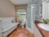 Bathroom 1 of property in Dainfern