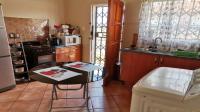 Kitchen - 8 square meters of property in Lenasia
