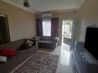 Lounges of property in Tekwane South