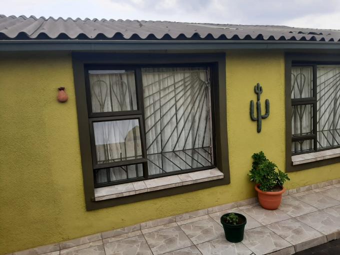 2 Bedroom House for Sale For Sale in Naledi - MR434460