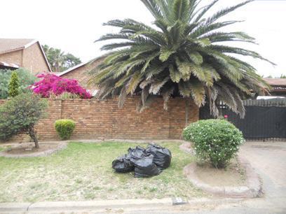 Front View of property in Kempton Park