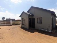 Front View of property in Vista Park
