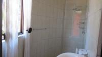 Bathroom 3+ - 3 square meters of property in Blair Atholl