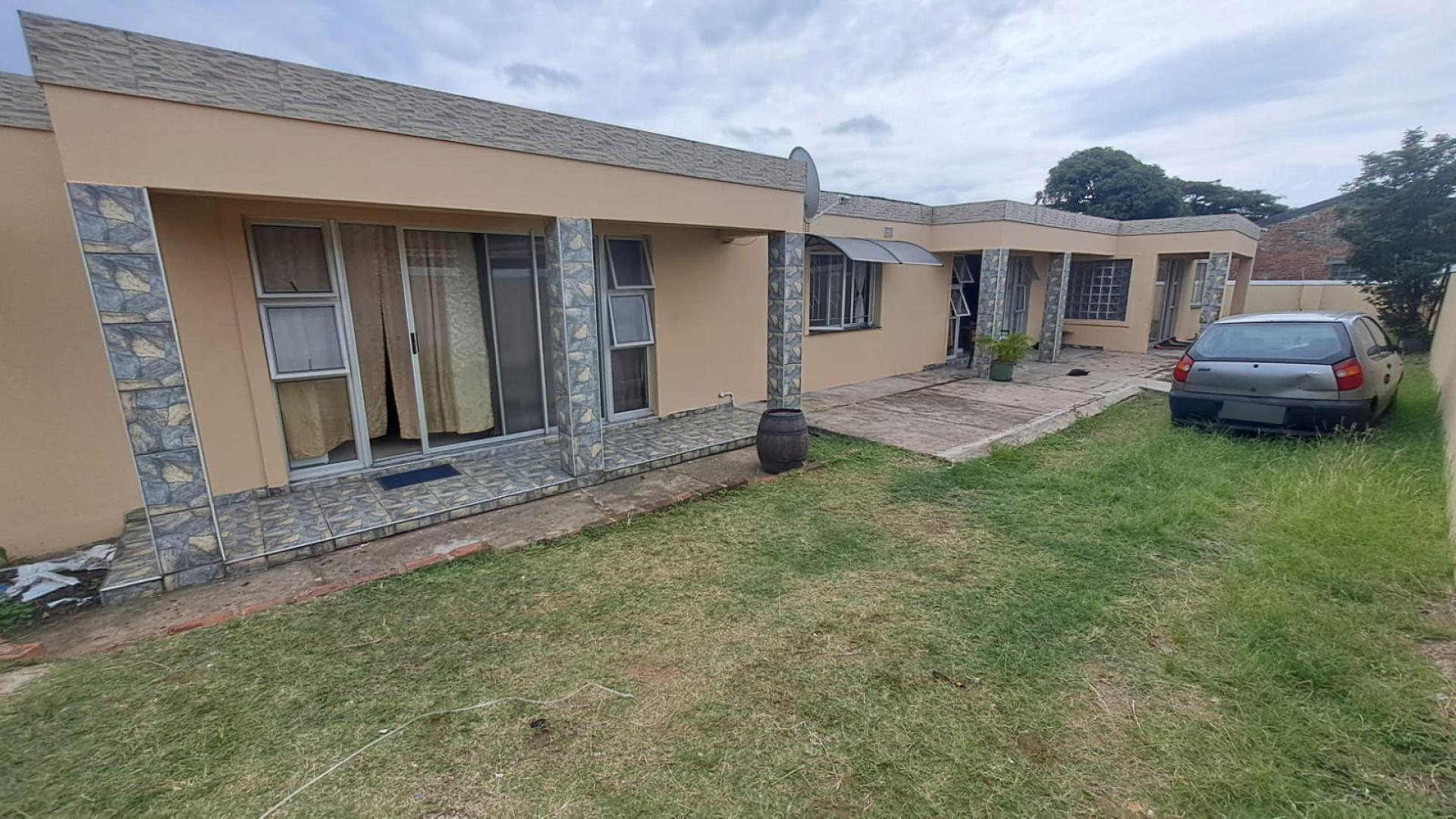 Front View of property in Austerville