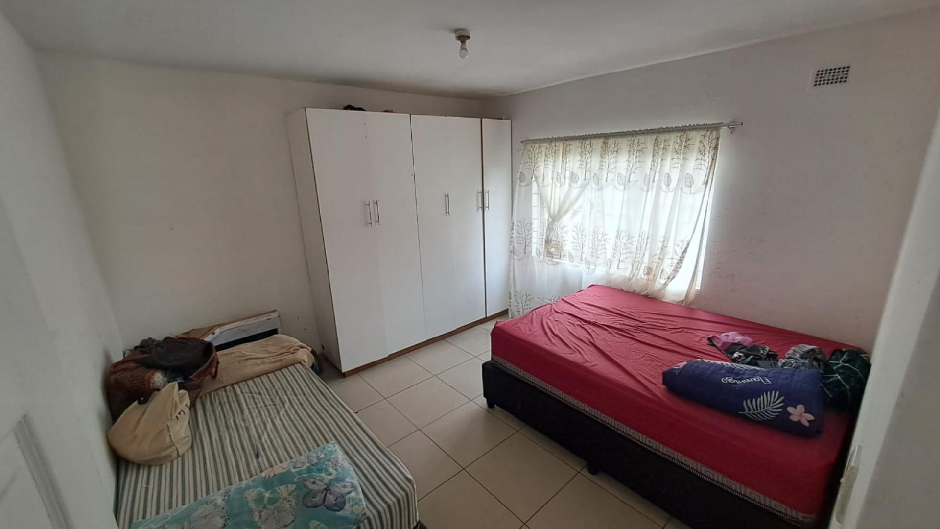 Bed Room 3 of property in Austerville
