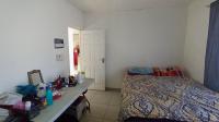 Bed Room 1 - 15 square meters of property in Austerville